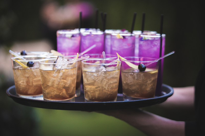 Tim Burton theme wedding on offbeat bride 15