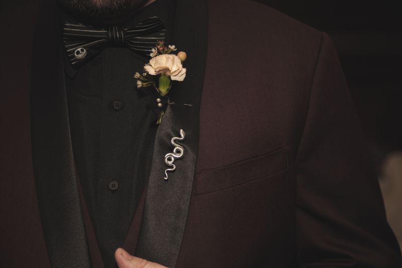 Tim Burton theme wedding on offbeat bride 19