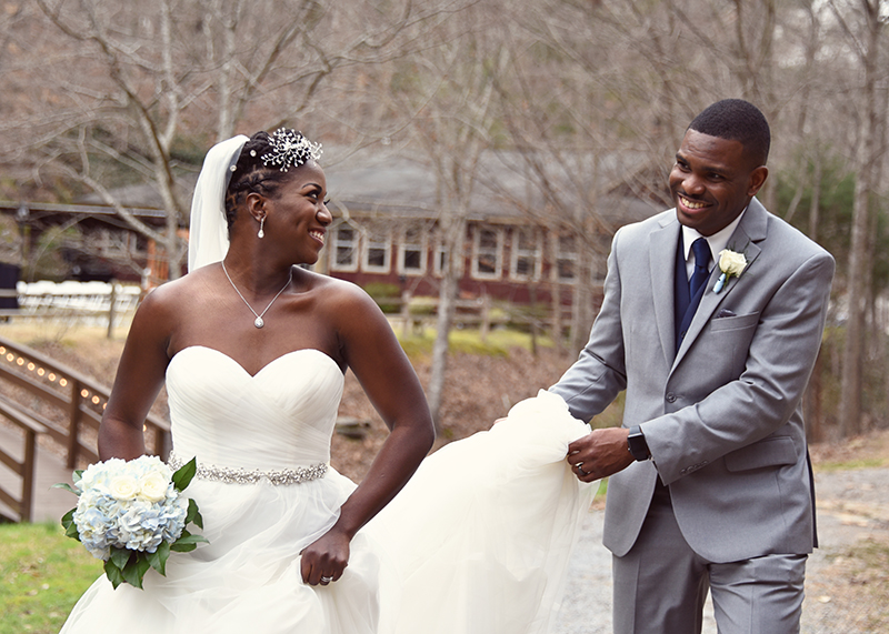 A sweet elopement with positive energy and good vibes (despite the bride not being able to see!)