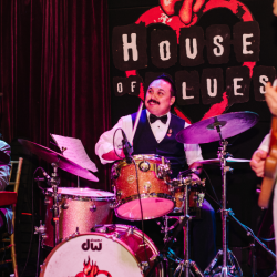 nola destination wedding on offbeat bride 42 - NOLA destination wedding: Laissez Les Bons Temps Rouler! nola destination wedding on offbeat bride 42
