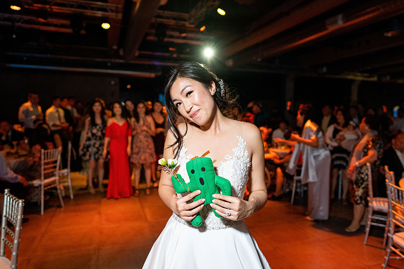 Gaming hubs and a Cactuar toss at this eSports arena wedding