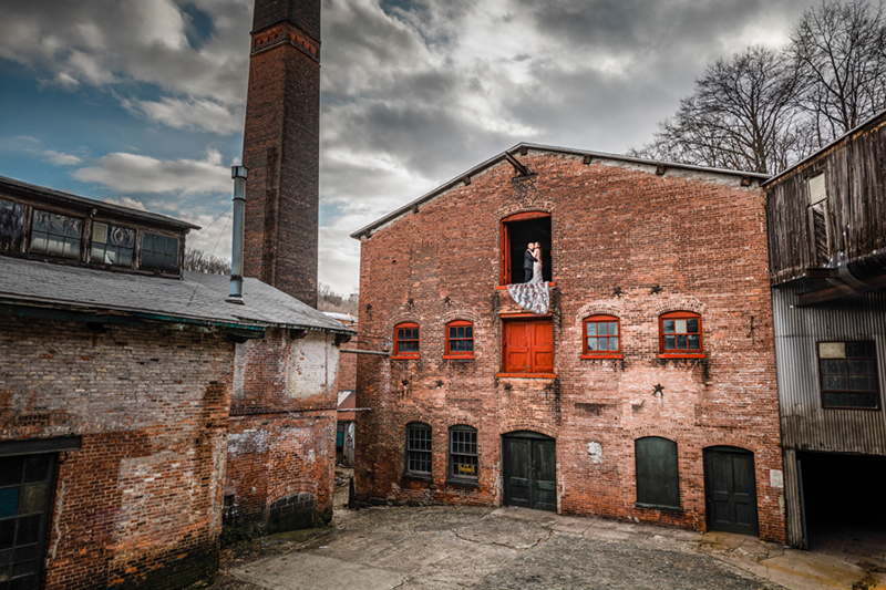 Lightsabers and Westeros meet at this eclectic warehouse wedding
