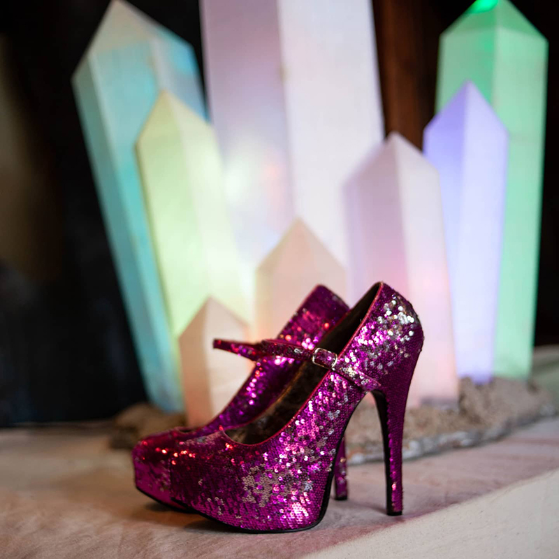 This meet-cute story turned galaxy wedding is truly our moon and stars