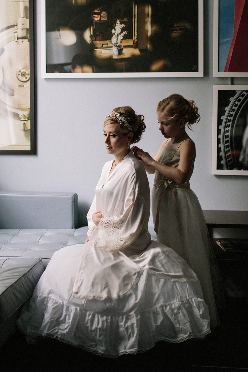 Jonas Seaman Photography on Offbeat Bride (6)