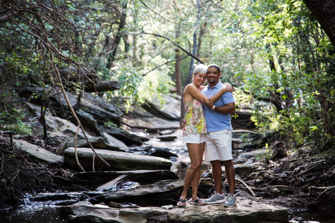 WeirdoWeddings_PinkLightImages_SummerEngagements_JenSulak (22)