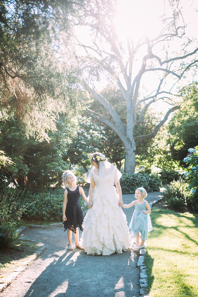 Seattle-Offbeat-Wedding-Photographer-Danielle-Barnum-4