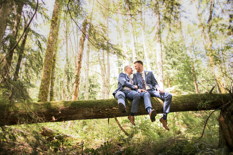 Seattle-Offbeat-Wedding-Photographer-Danielle-Barnum-7