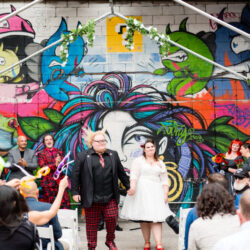 brooklyn burger wedding on offbeat bride 22