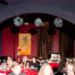 brooklyn burger wedding on offbeat bride 24