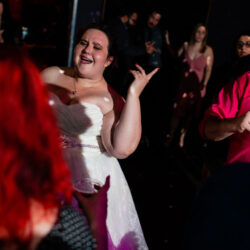brooklyn burger wedding on offbeat bride 28
