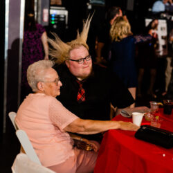 brooklyn burger wedding on offbeat bride 30