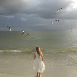 beach micro wedding on offbeat bride 2 - These brides traded their big plans for a barefoot beach micro-wedding beach micro wedding on offbeat bride 2