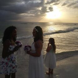 beach micro wedding on offbeat bride 3 - These brides traded their big plans for a barefoot beach micro-wedding beach micro wedding on offbeat bride 3