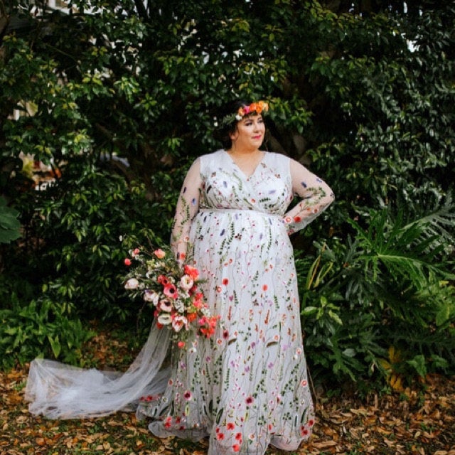 Plus Size Perfection Wedding Dresses — “It's A Love Story” Campaign |  Wedding Inspirasi