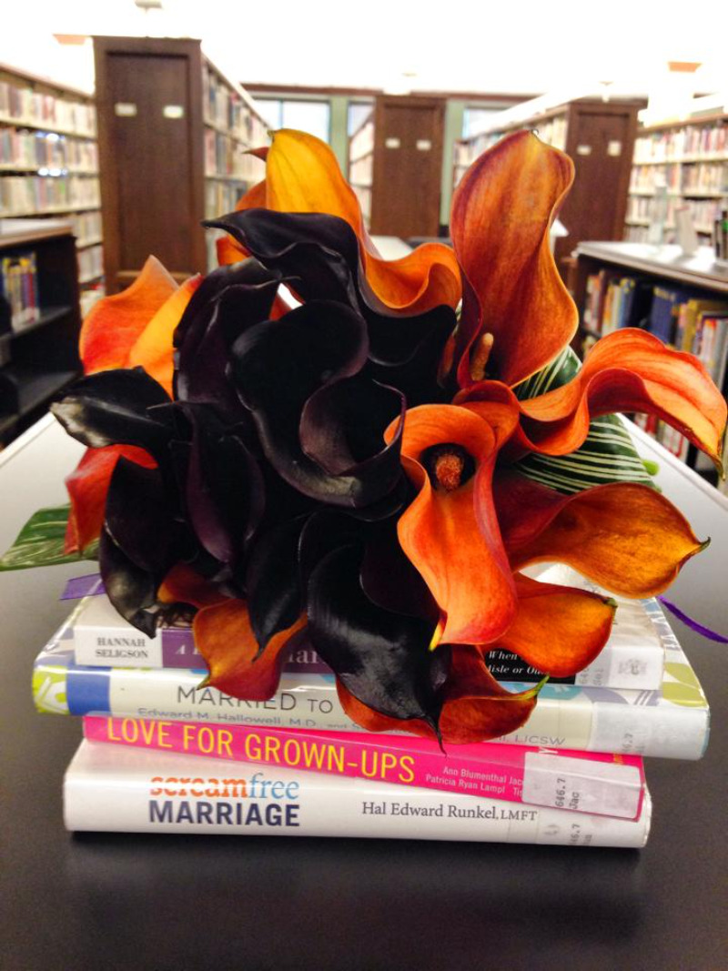 booklovers library wedding on offbeat bride 2