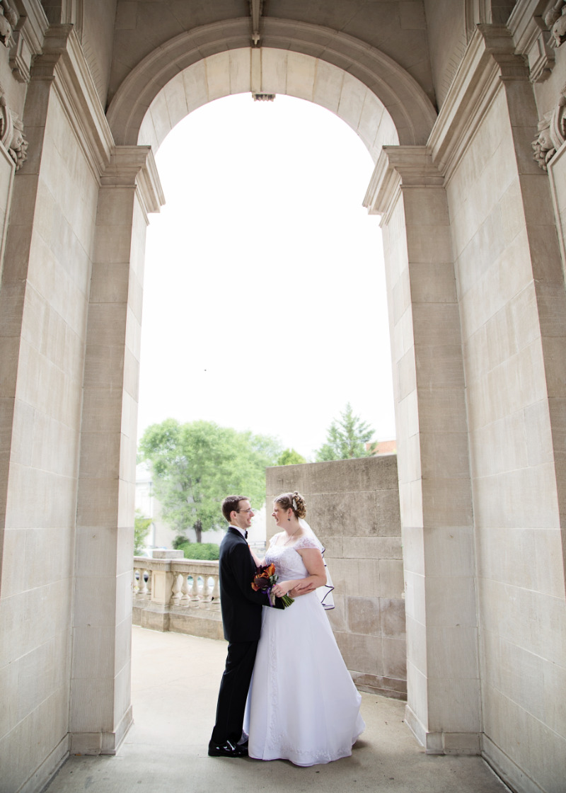 booklovers library wedding on offbeat bride 21