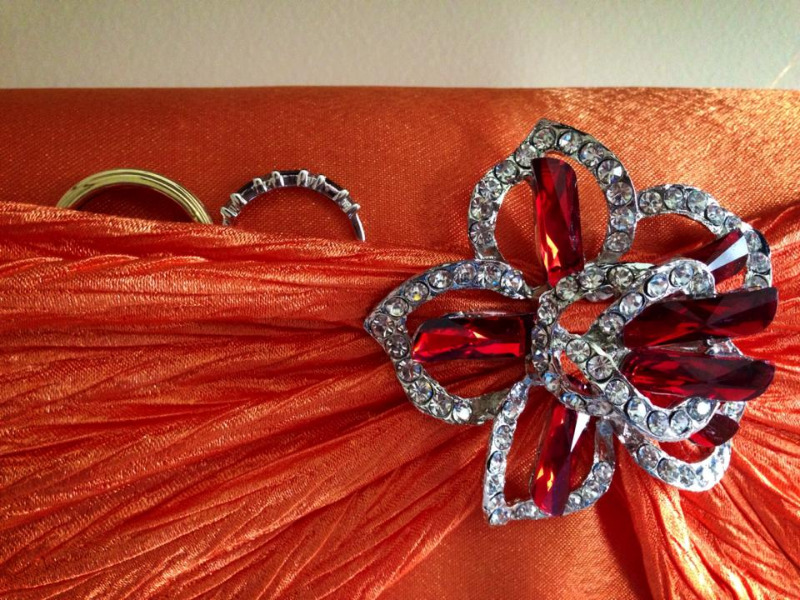 booklovers library wedding on offbeat bride 46