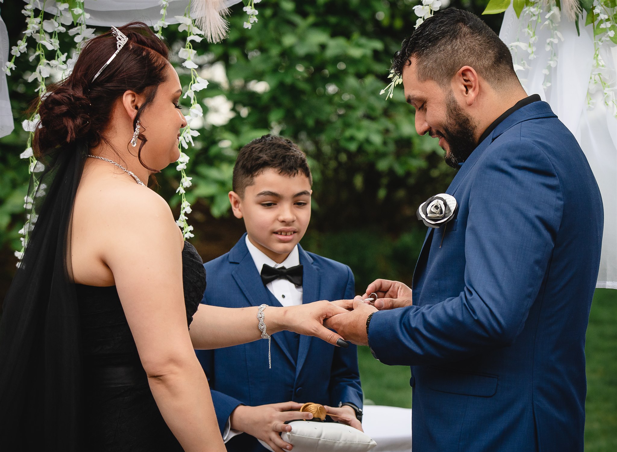 Bridesmaids in white photos by MA wedding photographer Emma Thurgood Photography as seen on offbeat bride 12