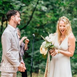 Oregon micro wedding on Offbeat Bride 102 - This Oregon micro-wedding with a $31 dress casts a spell Oregon micro wedding on Offbeat Bride 102