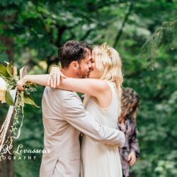Oregon micro wedding on Offbeat Bride 108 - This Oregon micro-wedding with a $31 dress casts a spell Oregon micro wedding on Offbeat Bride 108