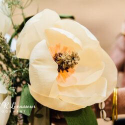 Oregon micro wedding on Offbeat Bride 165 - This Oregon micro-wedding with a $31 dress casts a spell Oregon micro wedding on Offbeat Bride 165