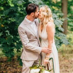 Oregon micro wedding on Offbeat Bride 30 - This Oregon micro-wedding with a $31 dress casts a spell Oregon micro wedding on Offbeat Bride 30