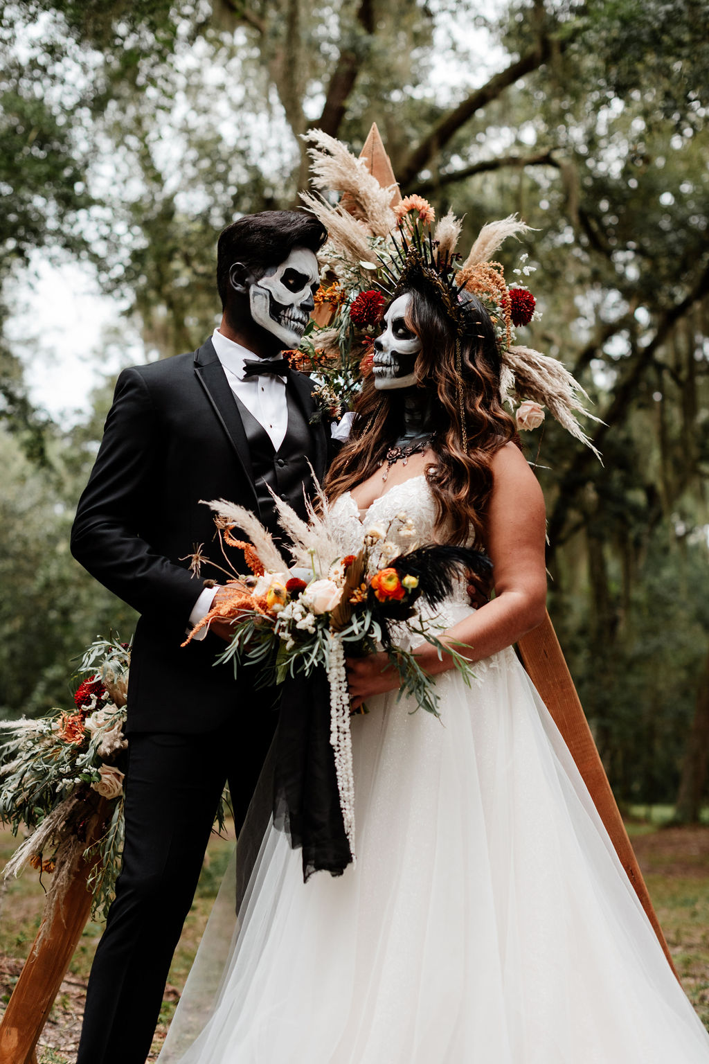 Halloween wedding ideas photos by Rock Your Rebellion as seen on Offbeat Bride 46