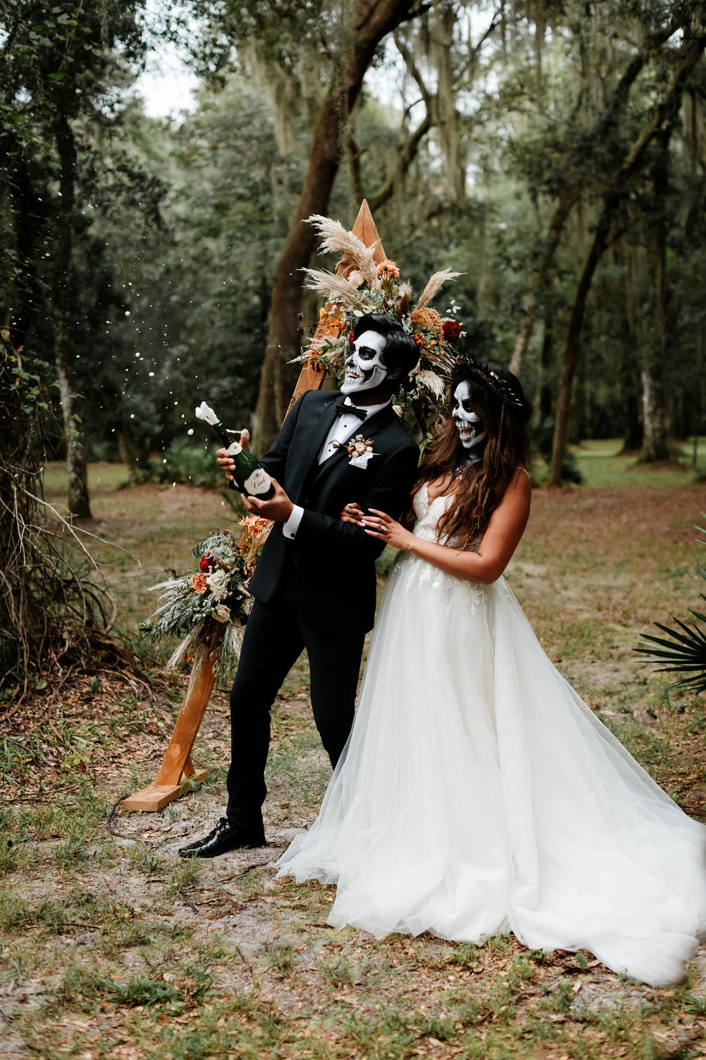 Halloween wedding ideas that will shake your bones • Offbeat Wed (was ...