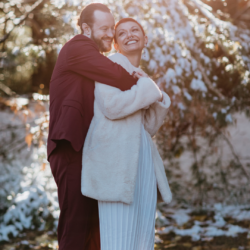 Rustic Fall Halloween Spooky Wedding Photography by Jocelyn Vassos12 - Rustic fall meets spooky in this COVID-safe Halloween wedding Rustic Fall Halloween Spooky Wedding Photography by Jocelyn Vassos12