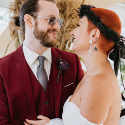 Rustic Fall Halloween Spooky Wedding Photography by Jocelyn Vassos24 - Rustic fall meets spooky in this COVID-safe Halloween wedding Rustic Fall Halloween Spooky Wedding Photography by Jocelyn Vassos24