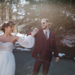 Rustic Fall Halloween Spooky Wedding Photography by Jocelyn Vassos26 - Rustic fall meets spooky in this COVID-safe Halloween wedding Rustic Fall Halloween Spooky Wedding Photography by Jocelyn Vassos26
