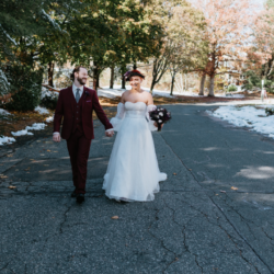Rustic Fall Halloween Spooky Wedding Photography by Jocelyn Vassos45 - Rustic fall meets spooky in this COVID-safe Halloween wedding Rustic Fall Halloween Spooky Wedding Photography by Jocelyn Vassos45