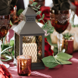 Rustic Fall Halloween Spooky Wedding Photography by Jocelyn Vassos6 - Rustic fall meets spooky in this COVID-safe Halloween wedding Rustic Fall Halloween Spooky Wedding Photography by Jocelyn Vassos6