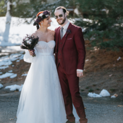 Rustic Fall Halloween Spooky Wedding Photography by Jocelyn Vassos7 - Rustic fall meets spooky in this COVID-safe Halloween wedding Rustic Fall Halloween Spooky Wedding Photography by Jocelyn Vassos7