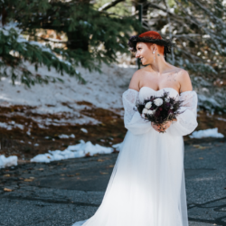 Rustic Fall Halloween Spooky Wedding Photography by Jocelyn Vassos9 - Rustic fall meets spooky in this COVID-safe Halloween wedding Rustic Fall Halloween Spooky Wedding Photography by Jocelyn Vassos9