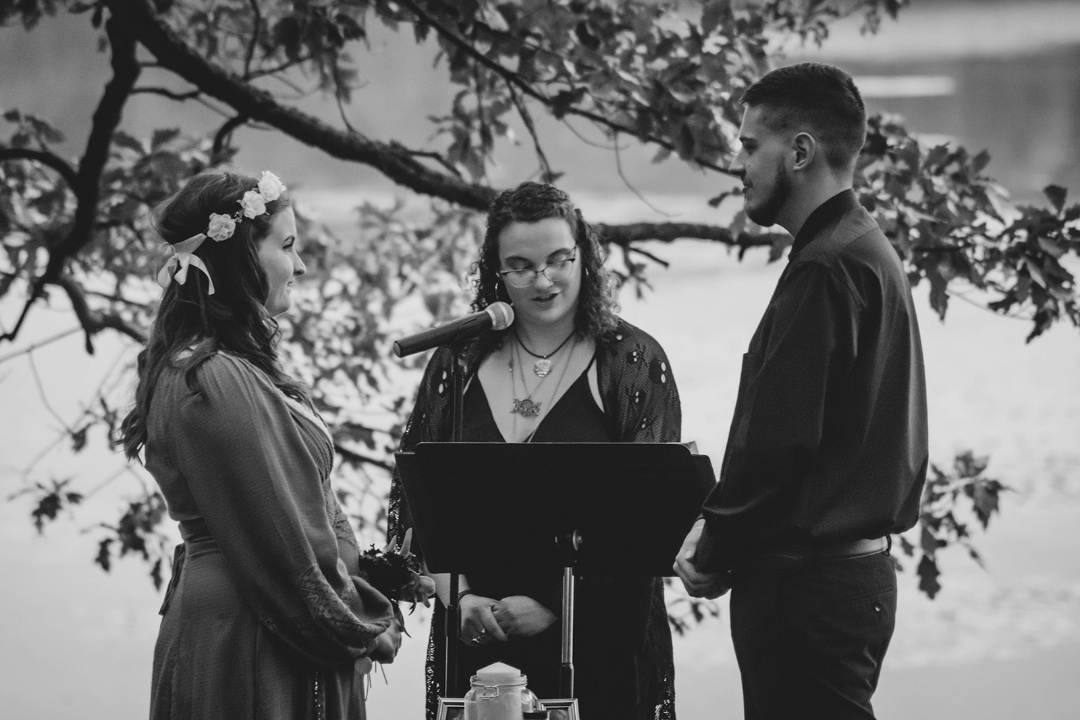 Barefoot Wiccan MicroWedding Photos by Elise Wolski Photography33