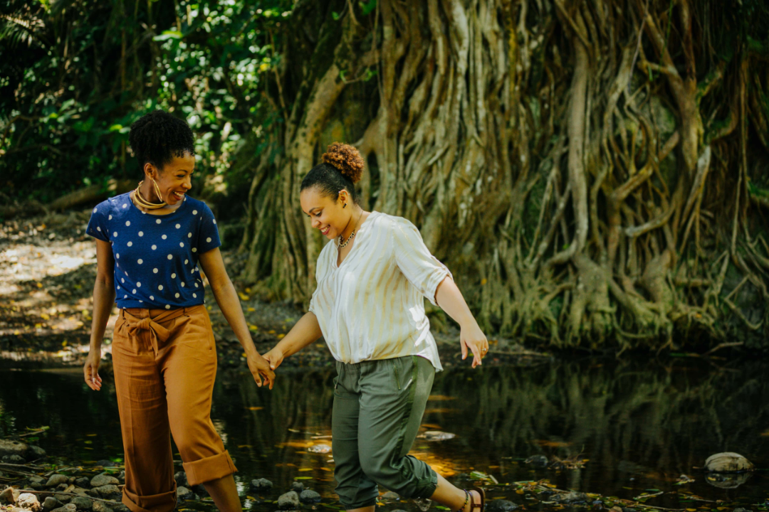 Hawaii adventure engagement photos by Kathryn Cooper Weddings2