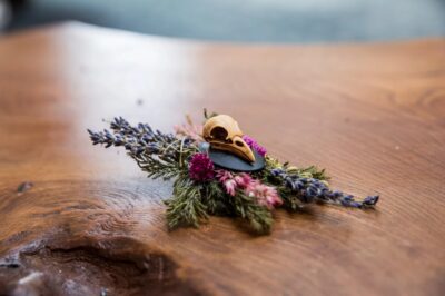 Bird skull buttonhole