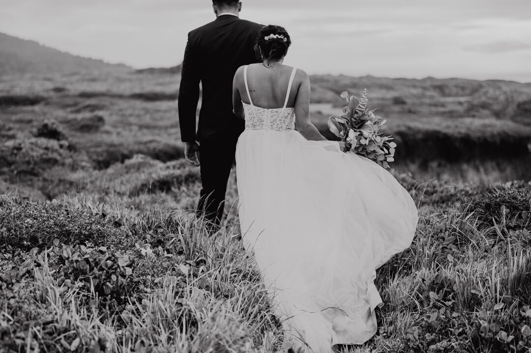 Where and how to rock an Oregon Coast elopement 6 from Offbeat Wed (formerly Offbeat Bride) Hannah Matt Redwoods Elopement 26 alternative wedding ideas from Offbeat Wed (formerly Offbeat Bride)