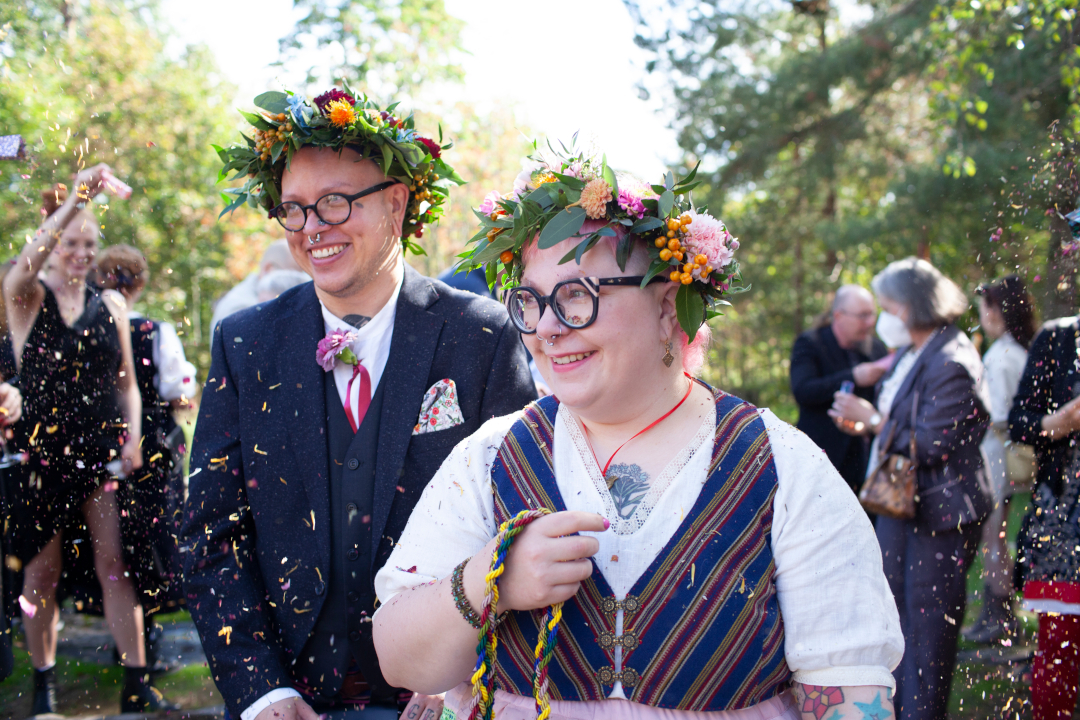 Colorful queer DIY handfasting on Offbeat Wed 6