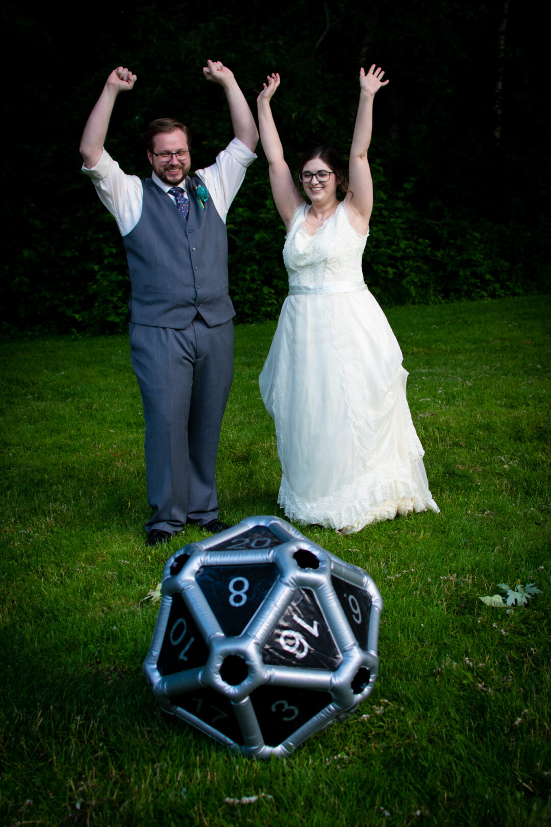 D20 wedding kissing game