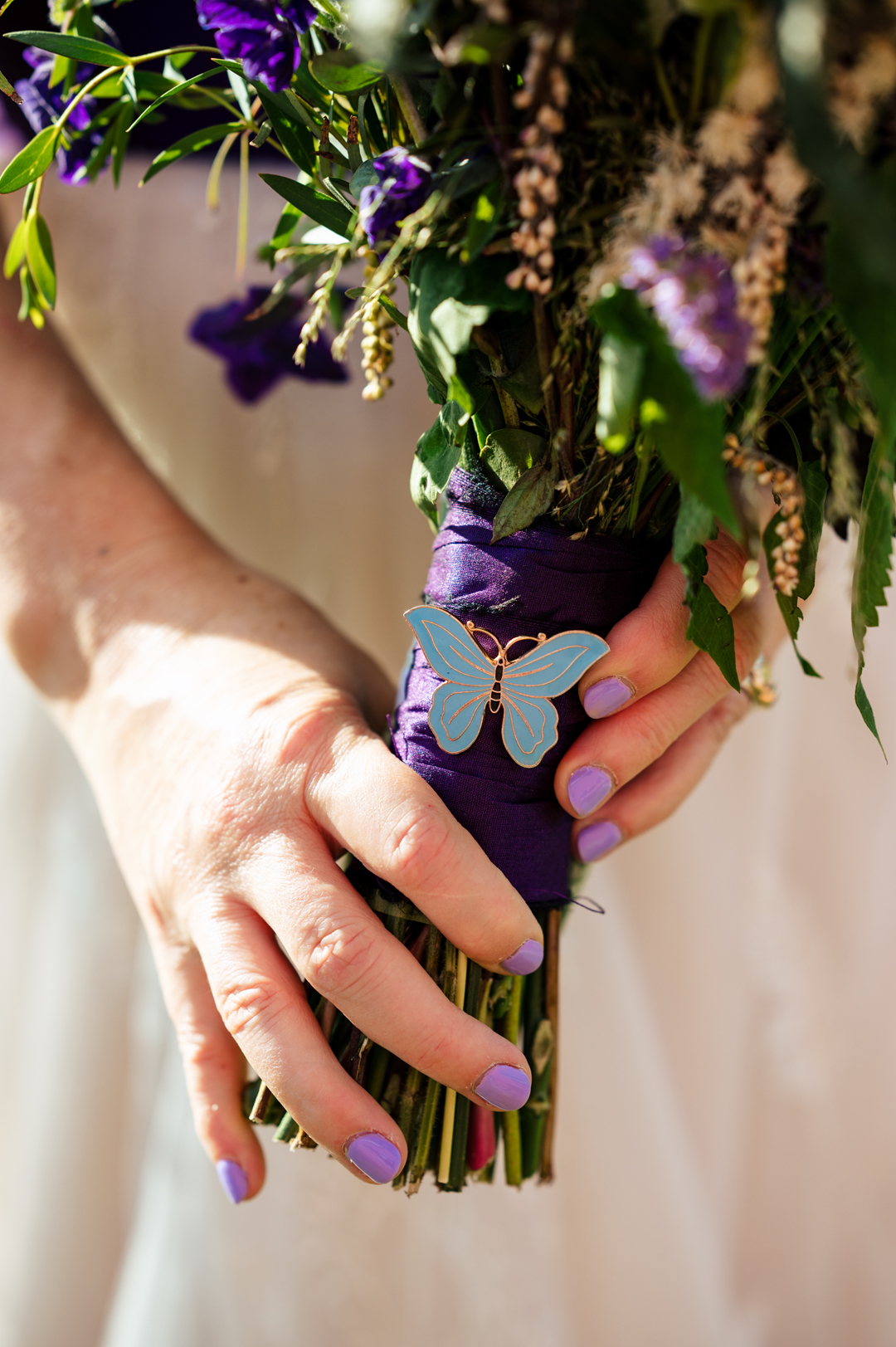 krista dave farm puzzle 28 alternative wedding ideas from Offbeat Wed (formerly Offbeat Bride)