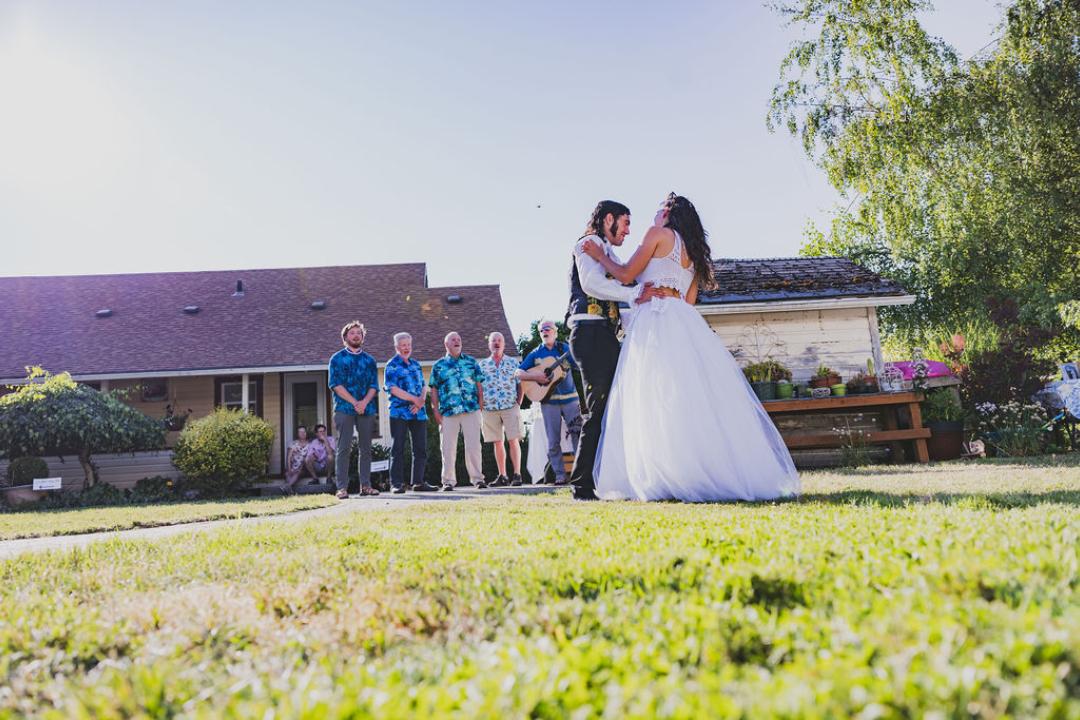 backyard DIY farm wedding Reyn Photography Jake Reynolds3