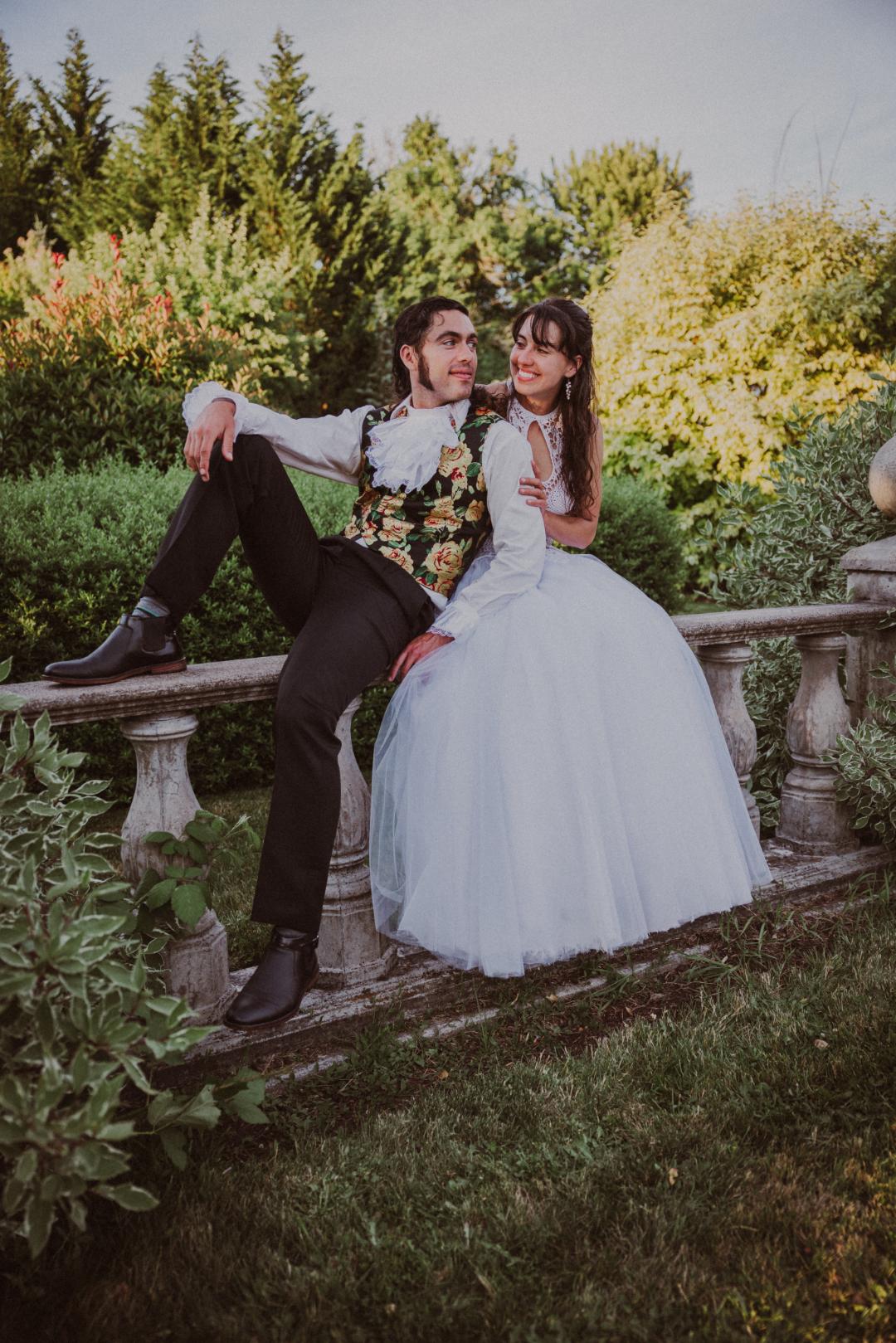 backyard DIY farm wedding Reyn Photography Jake Reynolds7