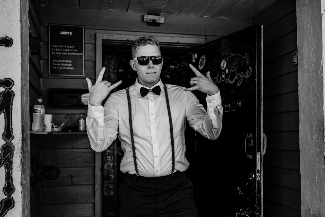 This bar crawl wedding shoot might be the booziest wedding photos ever 4 from Offbeat Wed (formerly Offbeat Bride) bar crawl wedding shoot Party of Two Photography13 alternative wedding ideas from Offbeat Wed (formerly Offbeat Bride)
