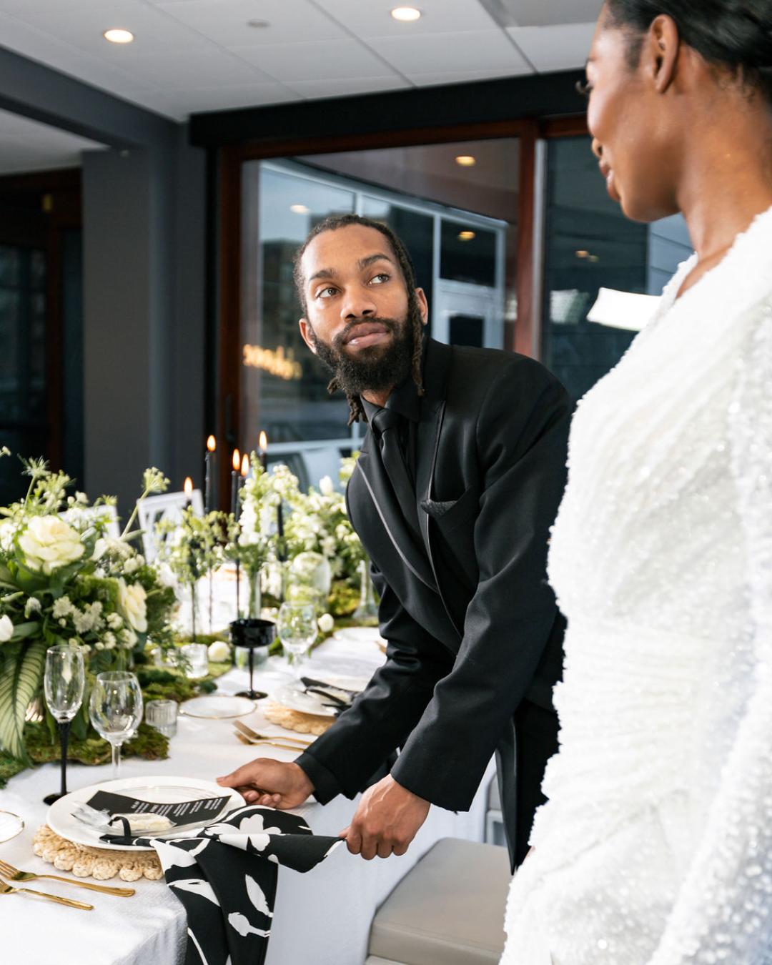 black and white rehearsal dinner Veronica Rose Planning16 - This black and white wedding rehearsal dinner inspo went hard black and white rehearsal dinner Veronica Rose Planning16