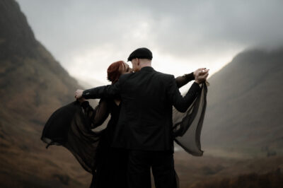 Scotland elopement photographer - Raini Rowell