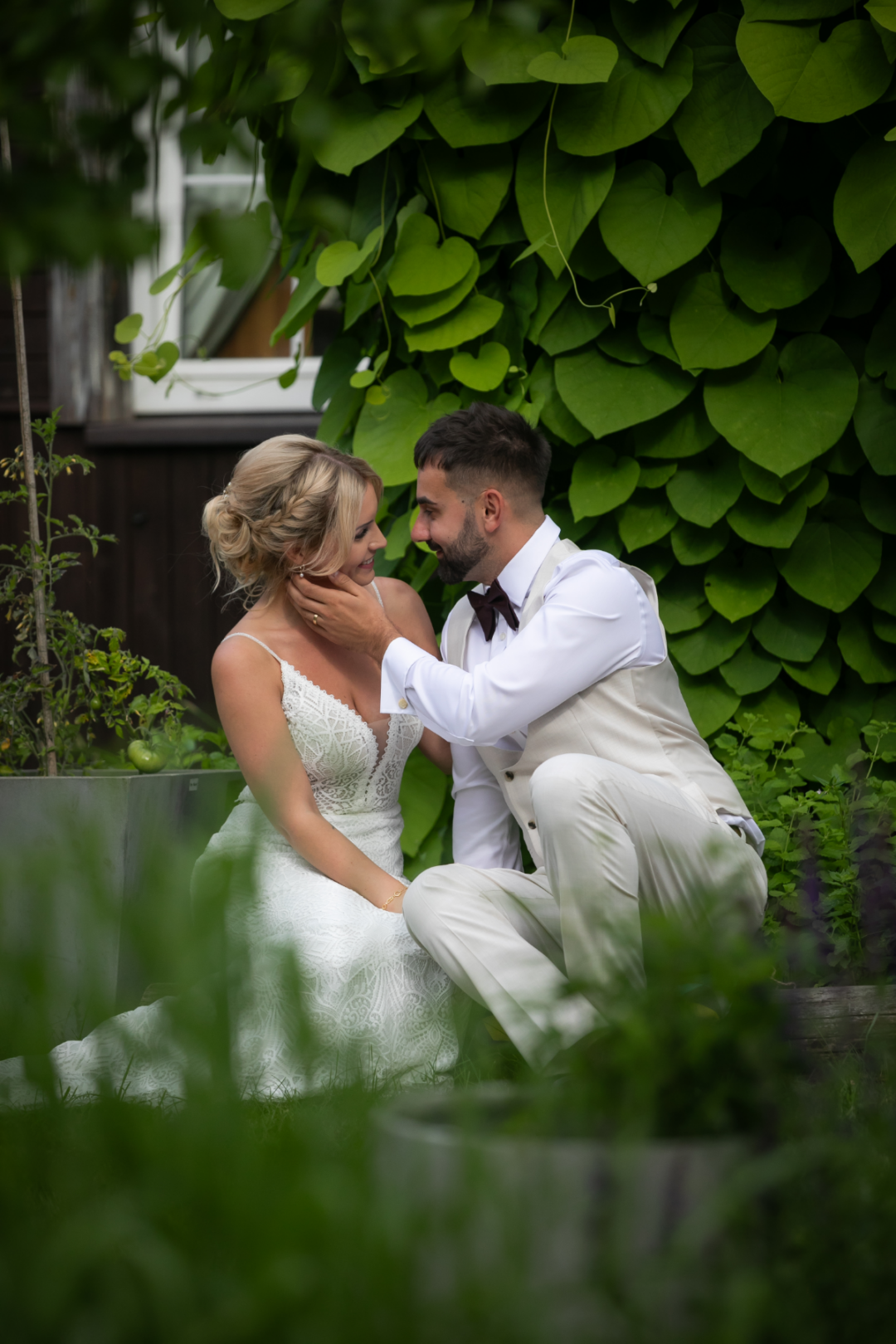 bread and salt polish wedding tradition on offbeat wed 34