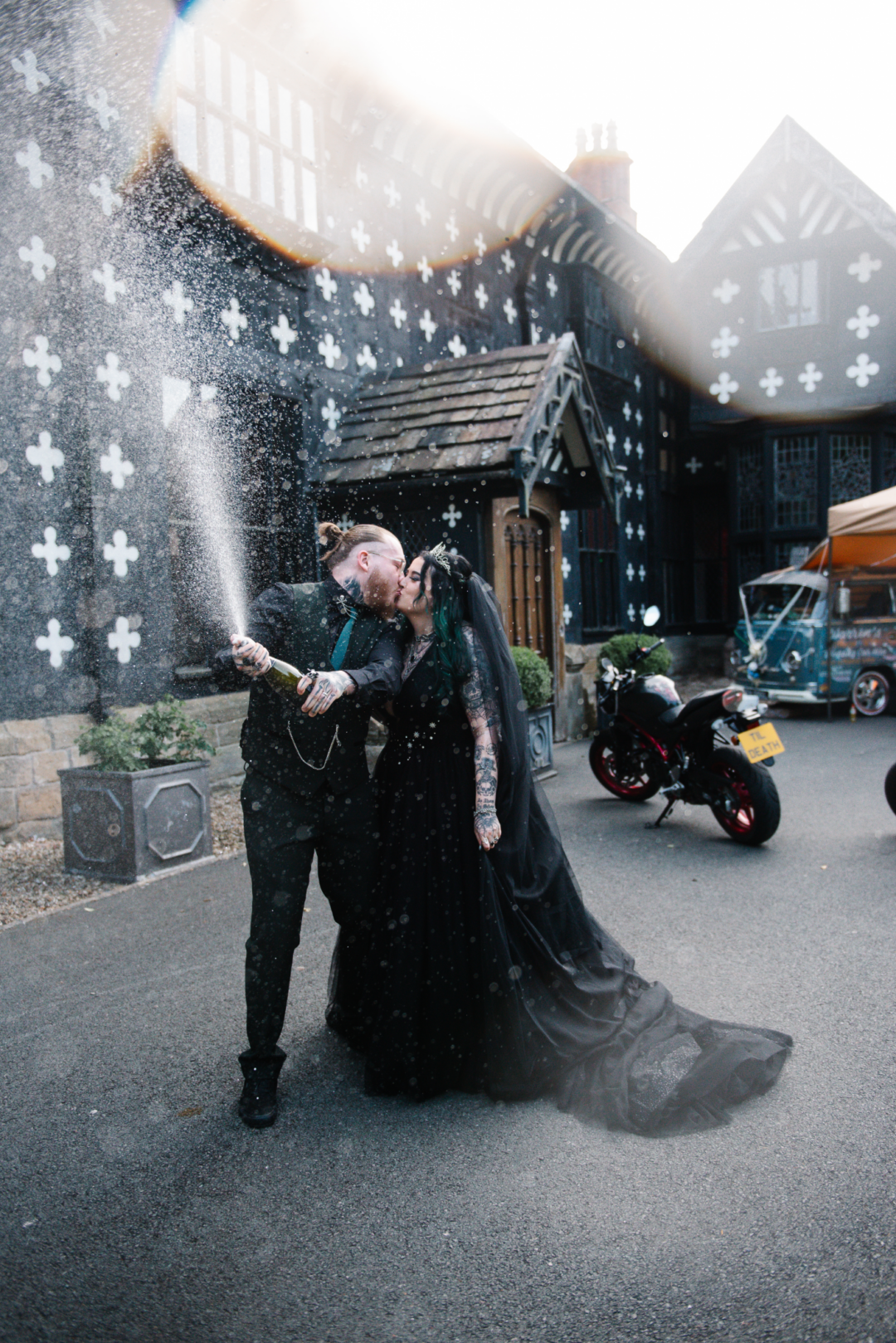 gothic wedding decor ideas on offbeat wed 24