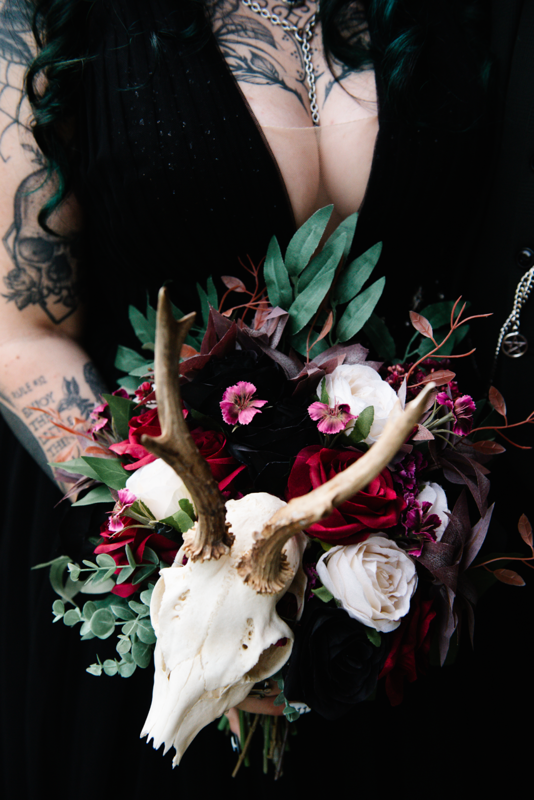 gothic wedding decor ideas on offbeat wed 6